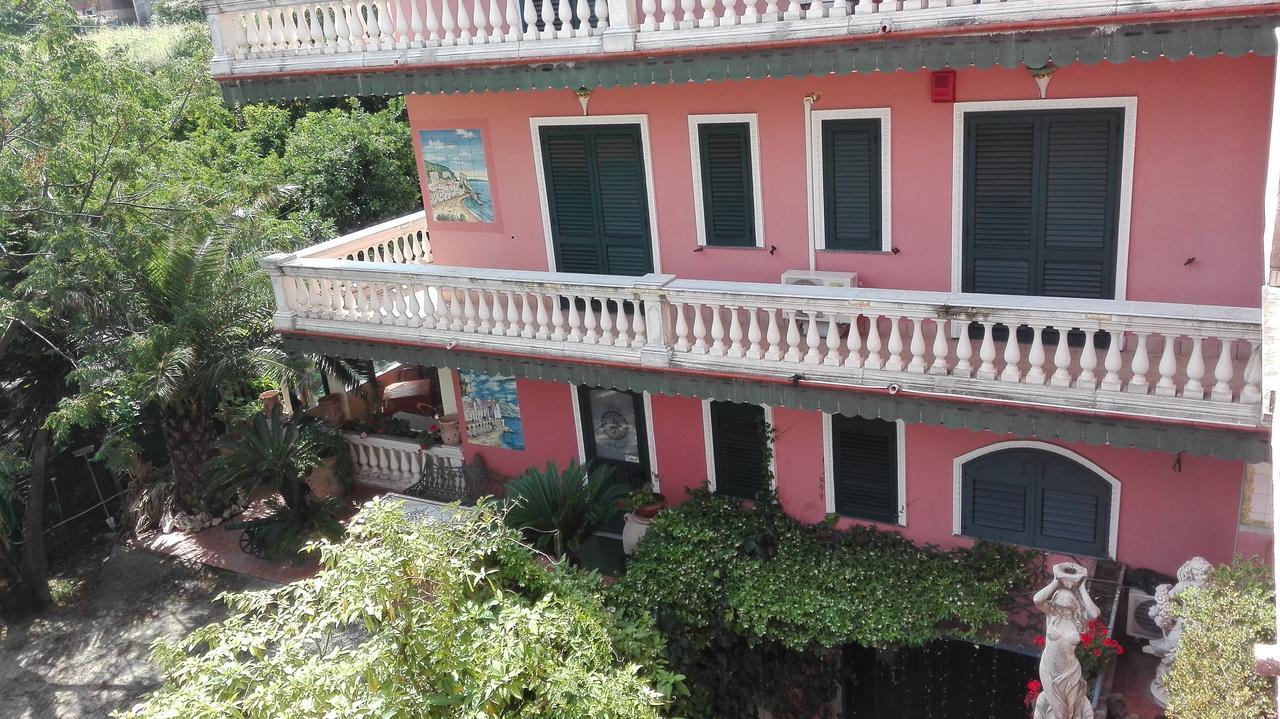 Hotel Sottovento Sant'Egidio del Monte Albino Exterior photo